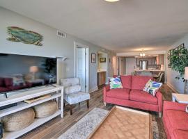 Beachfront Nags Head Condo with Private Balcony!, hotel em Nags Head