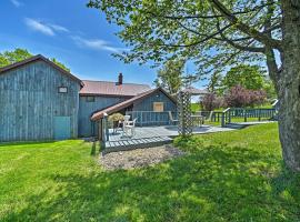 Country Escape with Sauna, 10 Mi to Cooperstown, vacation rental in Richfield Springs