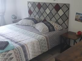 Chambre d'hôte la coccinelle, Hotel in Meschers-sur-Gironde