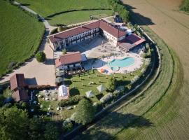 Relais Bella Rosina Pool & Spa, ξενοδοχείο με γκολφ σε Fiano