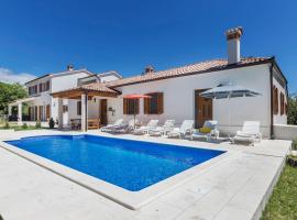 Villa Ana、ラビンのホテル