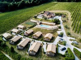 VillaLaDiva Boutique Glamping, apartment in Massignano