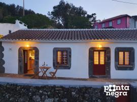 Charming Country House, hotel in Altares