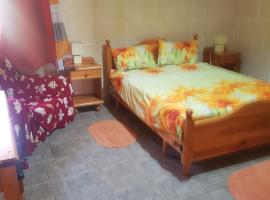 Ta' Karkar Villa Bed and Breakfast, отель типа «постель и завтрак» в городе Шаара