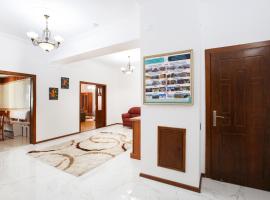 Leyla Apartments 1, hotel near Taza Pir Mosque, Baku