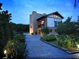 Torre de Quintana, guest house in Suances