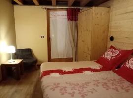 Casa vacanza il Granaio – hotel w mieście La Thuile