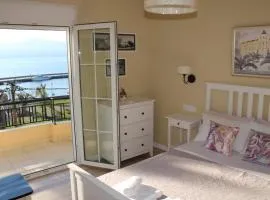 Studio Tsirigotis Sea view