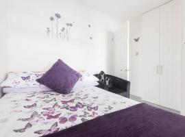 Mayberry Lodge, apartemen di Selsey