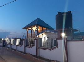 MAXJEN HAVEN GUEST HOUSE, hotell i Kasoa