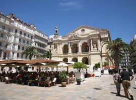 Charmant Appartement quartier Opéra, hotel en Toulon