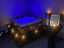 Maison avec jacuzzi, помешкання для відпустки у місті Chas