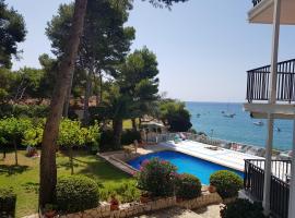 Apartamento Salou Vistas Mar - Piscina, hotel u gradu 'Salou'