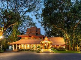 Yaang Come Village Hotel - SHA Extra Plus, hotel in Chiang Mai
