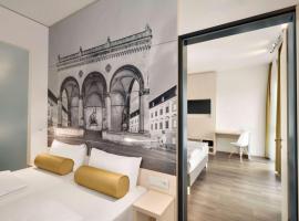 Super 8 by Wyndham Munich City North, hotel in Munich