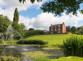 Bettws Hall Accommodation, Hotel in Newtown