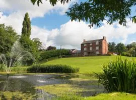 Bettws Hall Accommodation