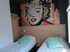 Kyriad Direct Orleans - Olivet - La Source, hotell i Olivet