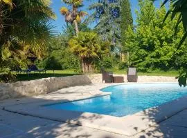 Maison de village -8 pers- Piscine chauffée & cuisine d'été en Gascogne