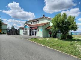 Kyriad Direct Saintes, hotell sihtkohas Saintes