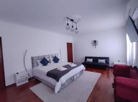 Enchanted Villa, homestay in Tavira