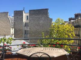 52 Clichy Bed & Breakfast - Chambre d'hôtes, bed & breakfast a Parigi