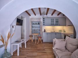 Retreat Paros - The Arch Apartment, alloggio vicino alla spiaggia a Paroikia