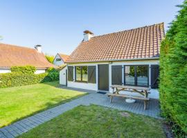 Cottage 213 in Sunparks Oostduinkerke with free parking and garden, resort em Koksijde