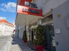 ホテル ボルツマン