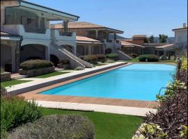 Sardinia Gold Luxury Apartment, hotel v Palau