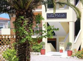 Villa Melisti, hotel en Tsoukaladhes