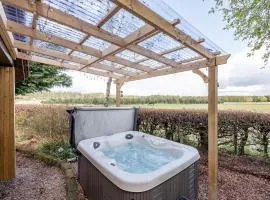 Redlands Country Lodge Apartments with Hot Tubs