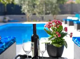 Endless Summer House Barbara Zadar