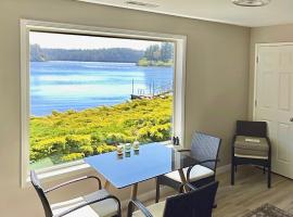 Apartment at Floras Lake Getaway, family hotel in Langlois