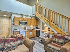 2 Mi to Granby Ranch Condo with Hot Tub Access, Hotel in Granby