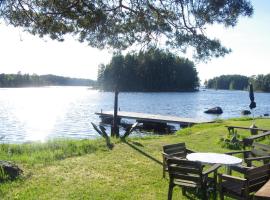 Stugor Storsjöns strand, boende vid stranden i Hackås