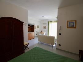 Salina, apartment in Trappeto