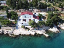 Apartmani Mila, apartment in Starigrad-Paklenica