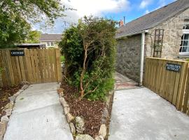 Ramblers Retreat, holiday home in Helston