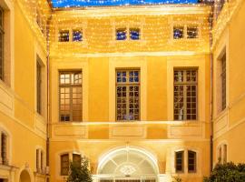 Margaret - Hôtel Chouleur, hotel em Nîmes