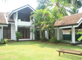 Villa Taprobane, bed & breakfast i Negombo
