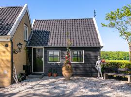 Holiday Home Tuinzicht by Interhome, hotel em Zuid-Beijerland