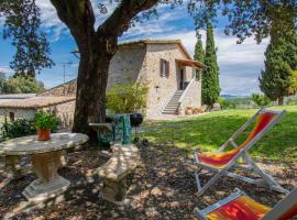 Holiday Home Il Sorbo by Interhome, hotel in Micciano