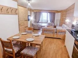 Apartment Le Bristol B11 by Interhome