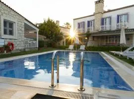 Panda Alacati Hotel