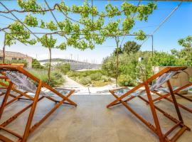 Holiday Home Mihotić by Interhome, viešbutis mieste Murteris