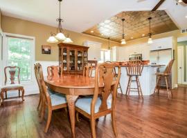 Beach House, hotel in Saugatuck