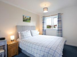 Ideal Central Edinburgh location with free on-site private parking