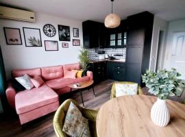 Nessebar Fort Club - Prestige Apartments, hotel i Sunny Beach