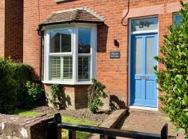 Vine Cottage, hotel in Tenterden